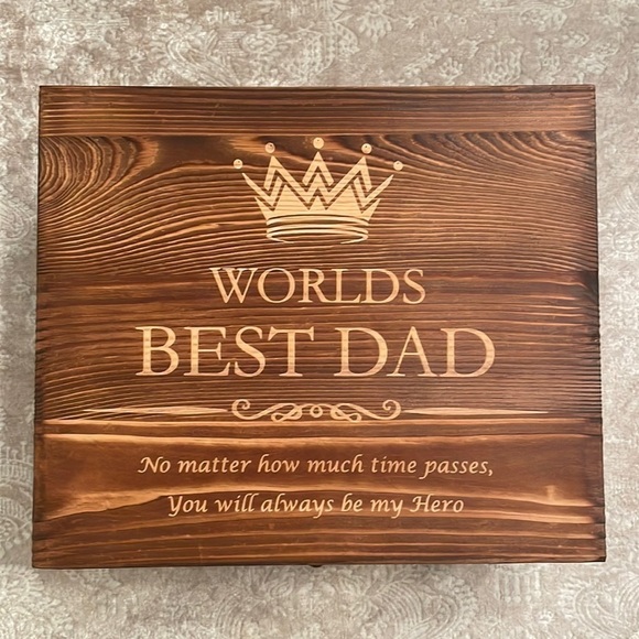 Brand New "World's Best Dad" Whiskey Glass Gift Set Wooden Engraved Box Stones - Picture 1 of 16